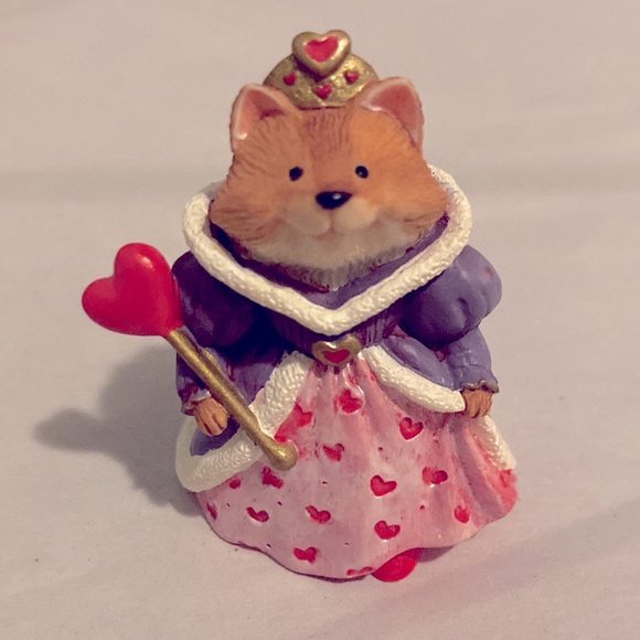 Hallmark Merry Minatures Alice in Wonderland - Picture 6 of 10